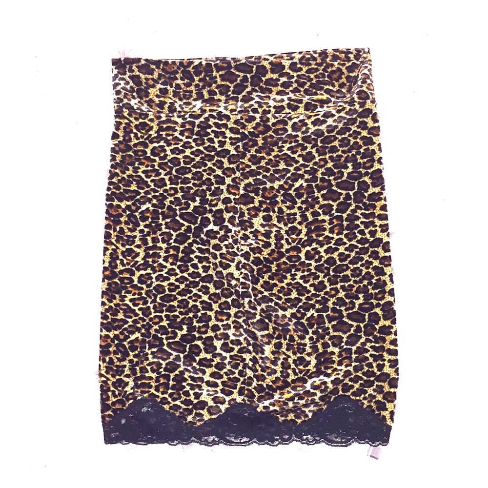 Leopard skirt